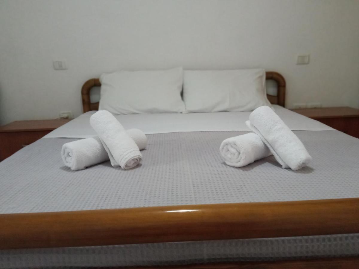 Appartamento Sunset Viewhouse Dhërmi Esterno foto