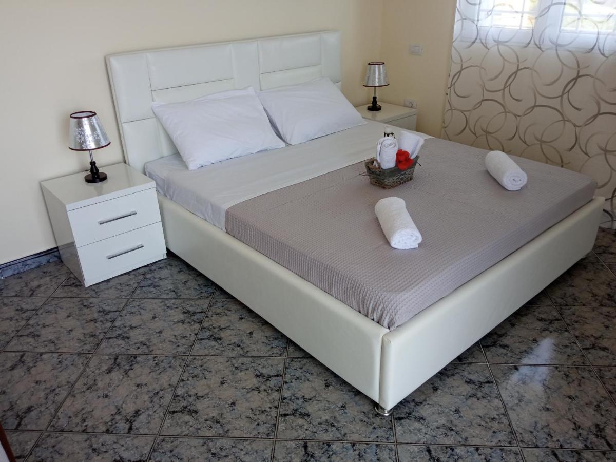 Appartamento Sunset Viewhouse Dhërmi Esterno foto