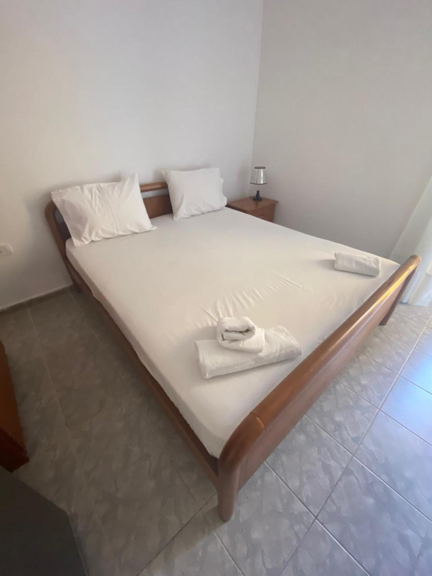 Appartamento Sunset Viewhouse Dhërmi Esterno foto