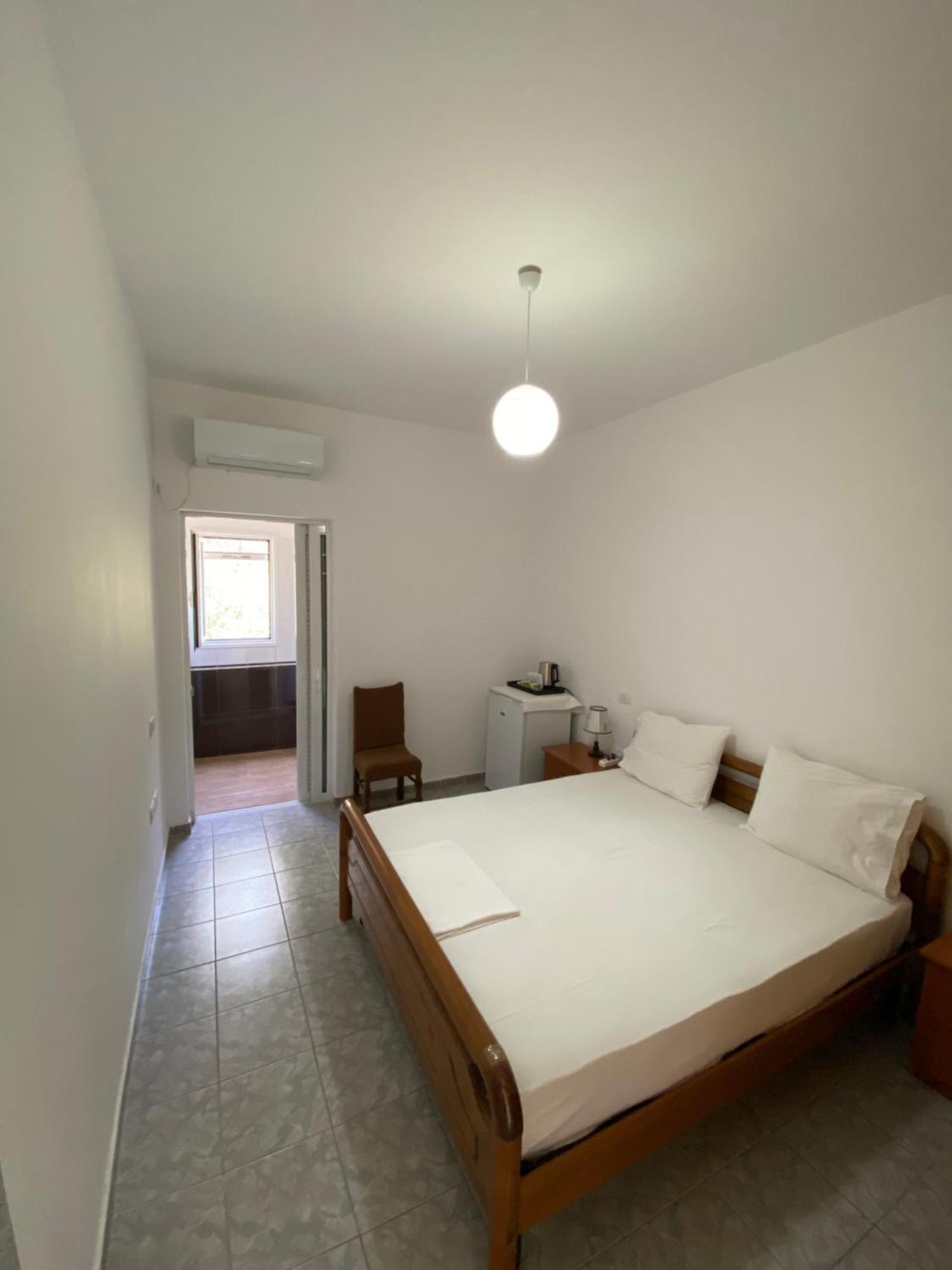 Appartamento Sunset Viewhouse Dhërmi Esterno foto